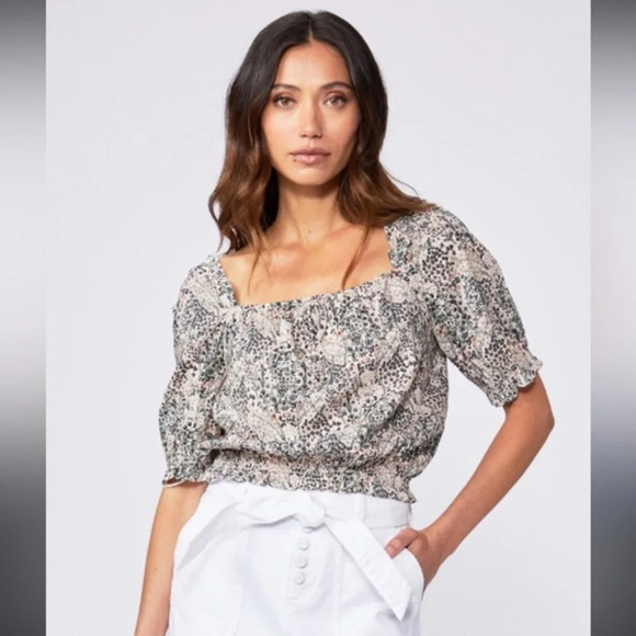 Size XS PAIGE Elise smocked crop top in excellent like-new condition​ - Picture 1 of 6